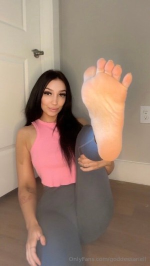 goddessariell itsgoddessariel Nude Leaks OnlyFans Photos #2