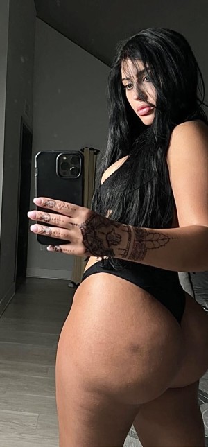 Danielle Pertusiello daniellalynnnn Nude Leaks OnlyFans Photos #3