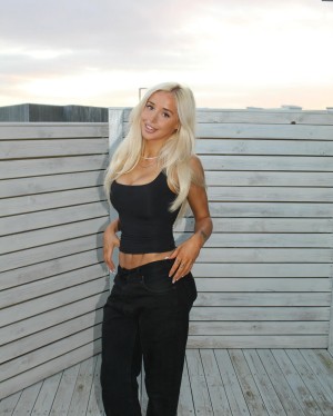 Brynhildurgunnlaugs Nude Leaks OnlyFans Photos #1