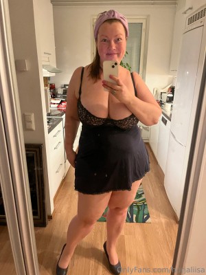 Hurjaliisa Nude Leaks OnlyFans Photos #2