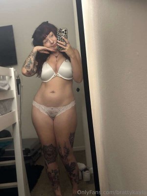Brattykayla666 Nude Leaks OnlyFans Photos #32