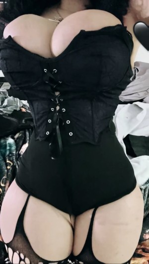 dahliagoth420 Nude Leaks OnlyFans Photos #2