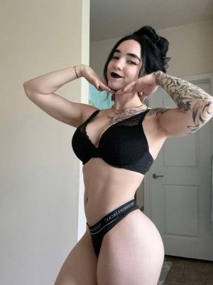 amberthevalkyrie Nude Leaks OnlyFans Photos #5
