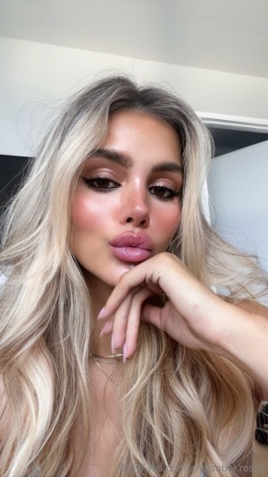 Anaisabel Rosso Nude OnlyFans Photos #12