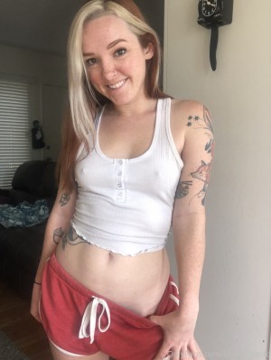 LilyEvans LilyEvansMFC Nude Leaks OnlyFans Photos #2