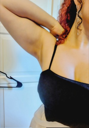 Carmilla Roux Nude Leaks OnlyFans Photos #5
