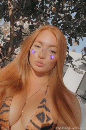 Aleta Davis Nude Leaks OnlyFans Photos #2