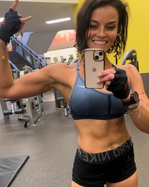 Julie Felton Nude Leaks OnlyFans Photos #1