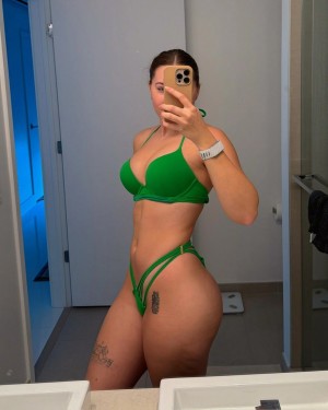 Pineapplebrat Alice Klomp Nude Leaks OnlyFans Photos #17