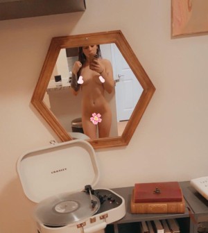 Aliice Apple Nude OnlyFans Photos #12