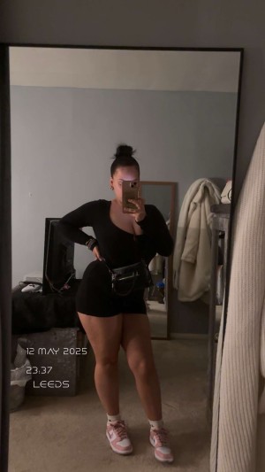 e lh04 Ellielea Nude Leaks OnlyFans Photos #2