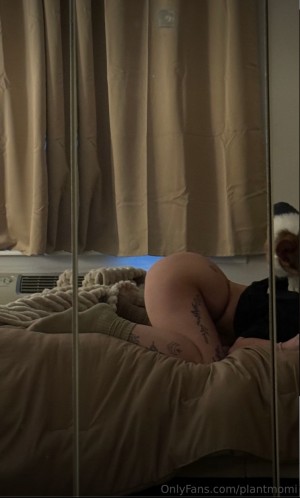 Kristineelifts plantmomi Nude Leaks OnlyFans Photos #2