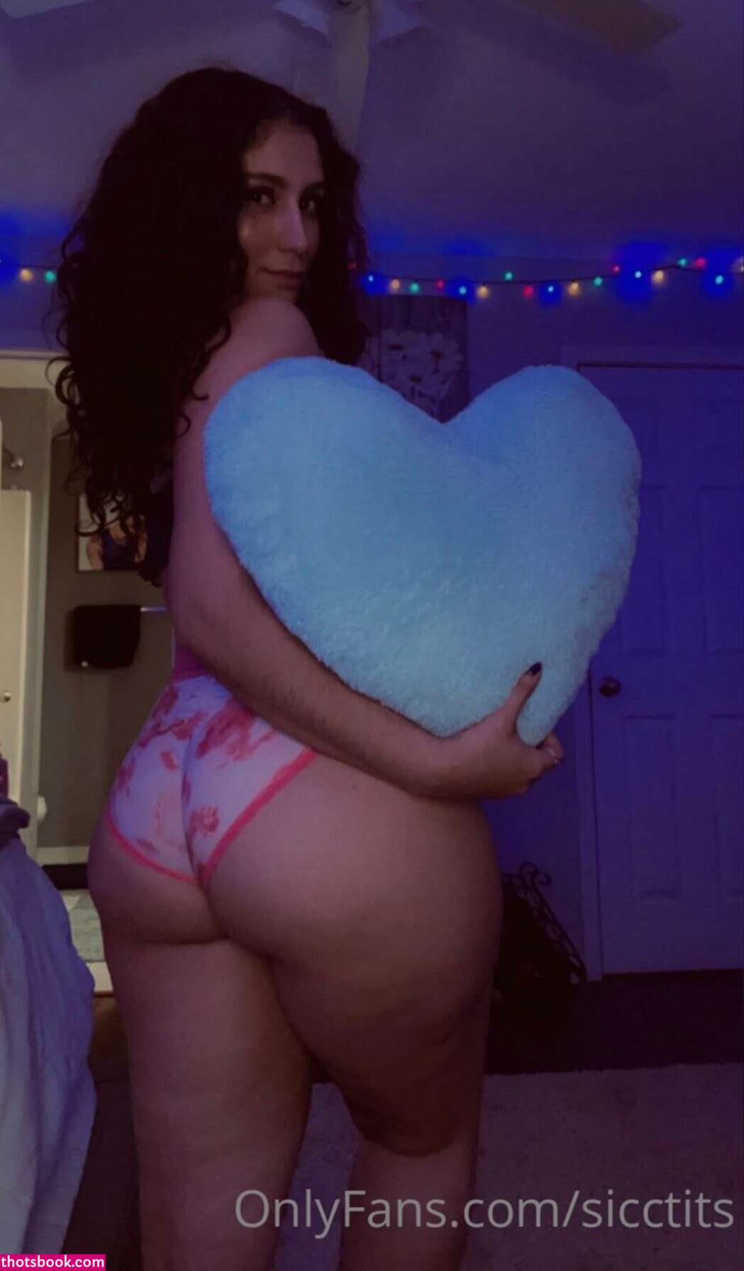 Julieberisha sicctits peepeep0op0o3 Nude Leaks OnlyFans Photos #4 1839346