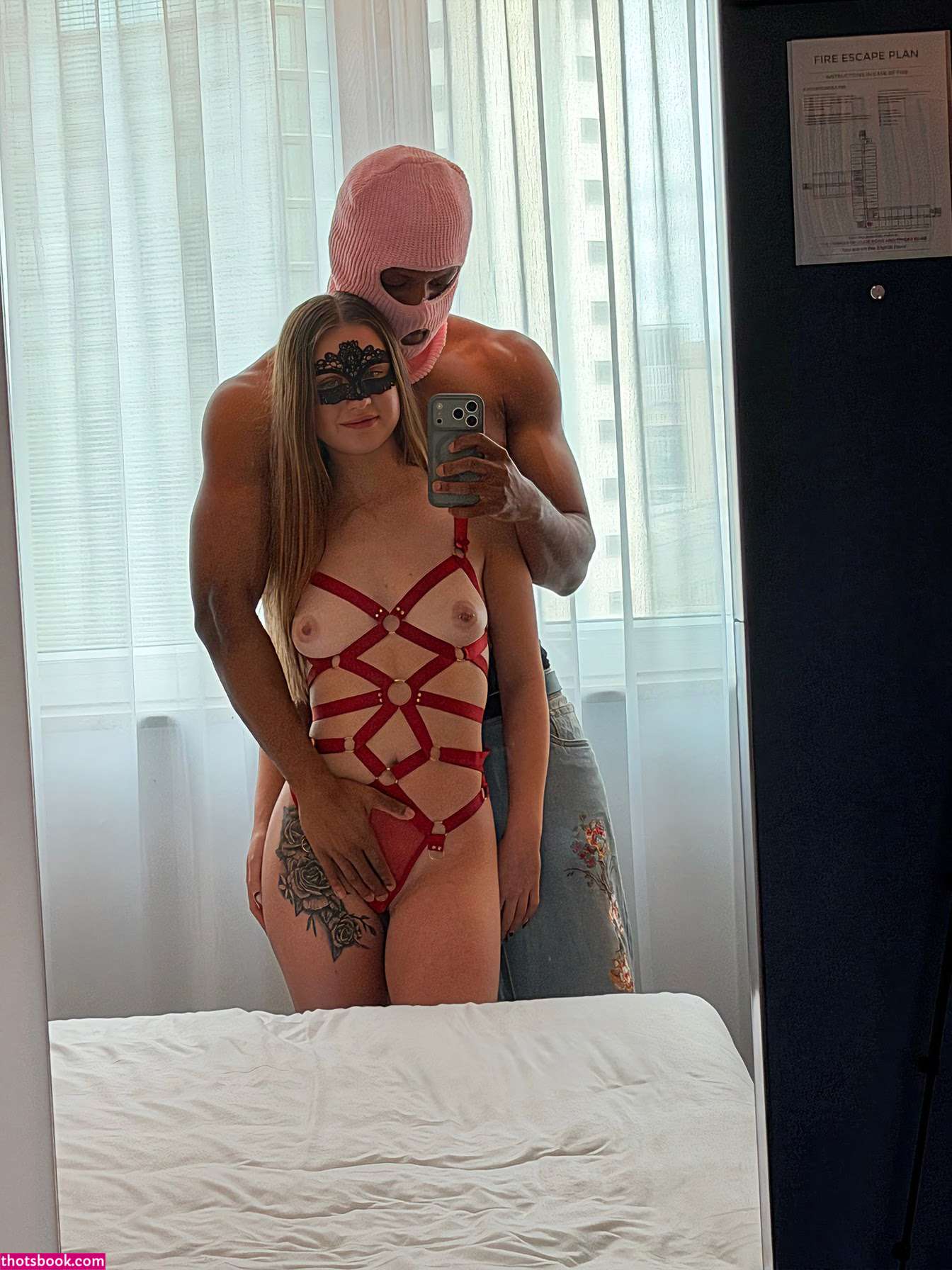 TheYoungHotwife Scarlett The Young Hotwife Nude Leaks OnlyFans Photos #1 1826535