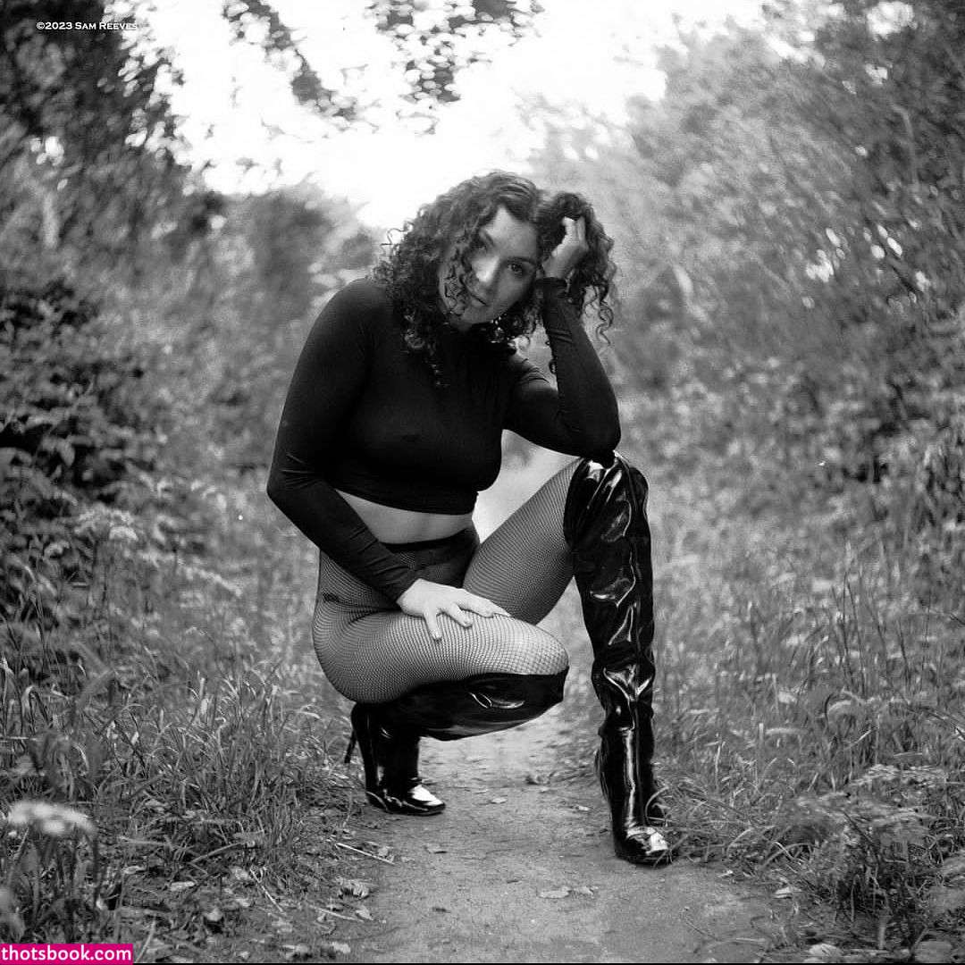 Missbellaluxx bellaluxxofficial Nude Leaks OnlyFans Photos #1 1843926