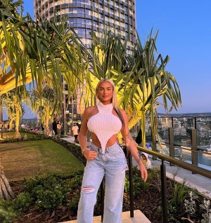 Holly Canning Nude Leaks OnlyFans Photos #1