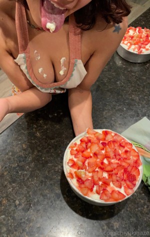 chiyukihaze Nude Leaks OnlyFans Photos #2