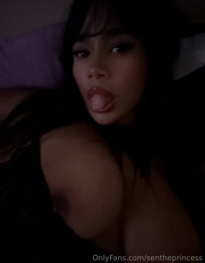 Cartmansfinsta Senia Nude Leaks OnlyFans Photos #5
