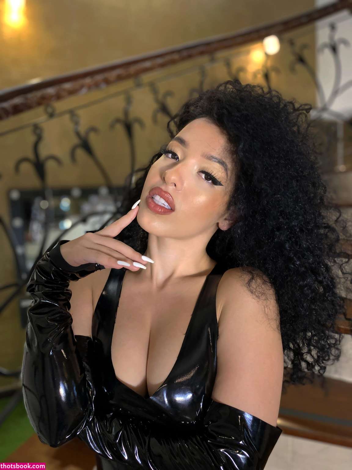 RoseFerrera Rose Ferrera RoseFerreraa anisabinnaz Nude Leaks OnlyFans Photos #3 1818375