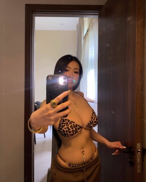 Erica Tran eri catran Nude Leaks OnlyFans Photos #2